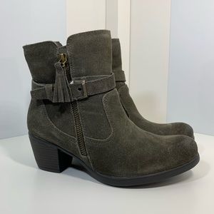 New Suede Ankle Boots, Water Repellent Size 7